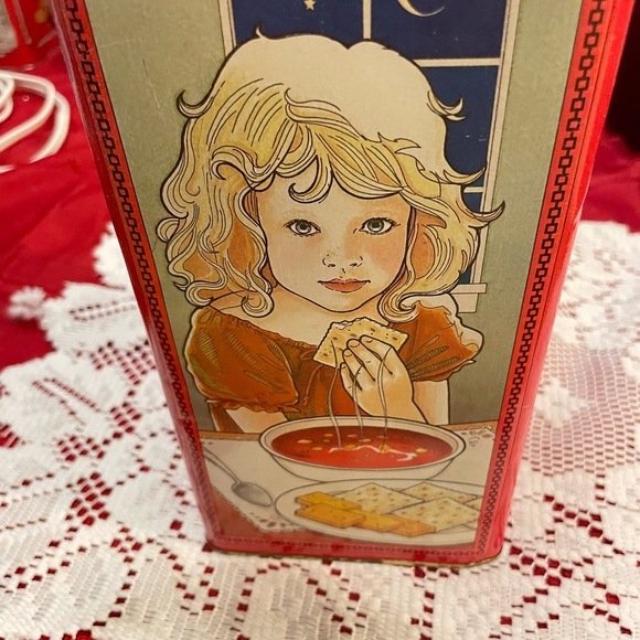 Vintage 1980’s Christie Premium Tin - Picture 5 of 7